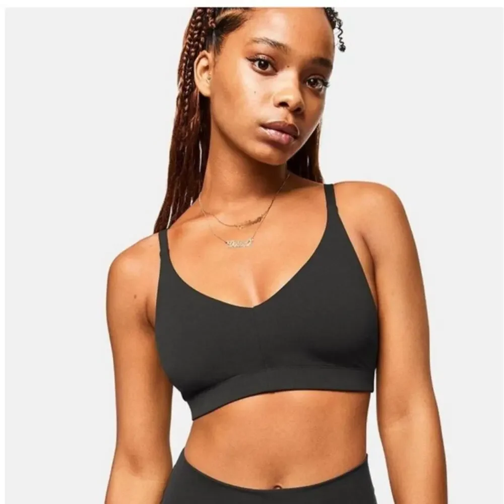 NWT Outdoor Voices Womens S Black Criss Cross Bralette Activewer Gym Sporty